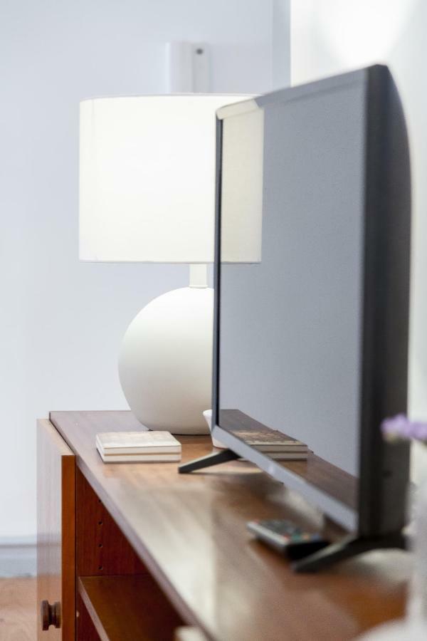 Bright & Spacious Alfama Apartment, By Timecooler Lisboa Екстериор снимка